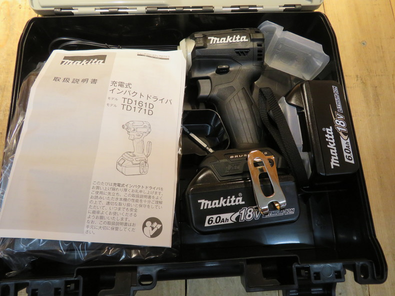 Makita - マキタインパクト TD 171DRGXBブラック バッテリー2ケ付新品