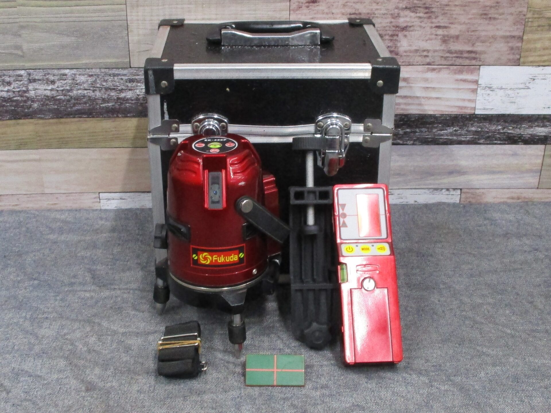 フクダ Fukuda レーザー墨だし器 Ek 436p 八潮市のお客様から買い取りさせて頂きました アクトツール 工具買取専門店