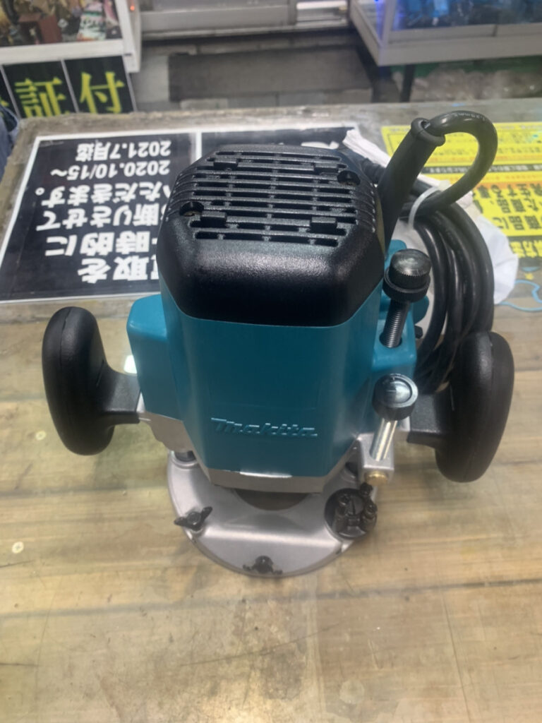 Makita - マキタ/makitaルーター/トリマーRT40DZの+spbgp44.ru